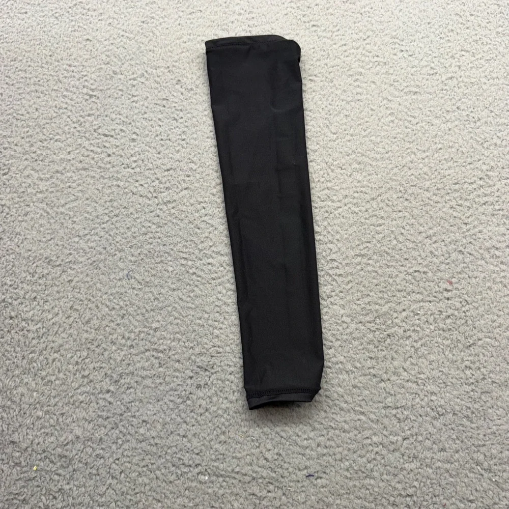 Nike Pro Elite Unisex OS Black White Basketball Single Arm Compression Sleeve